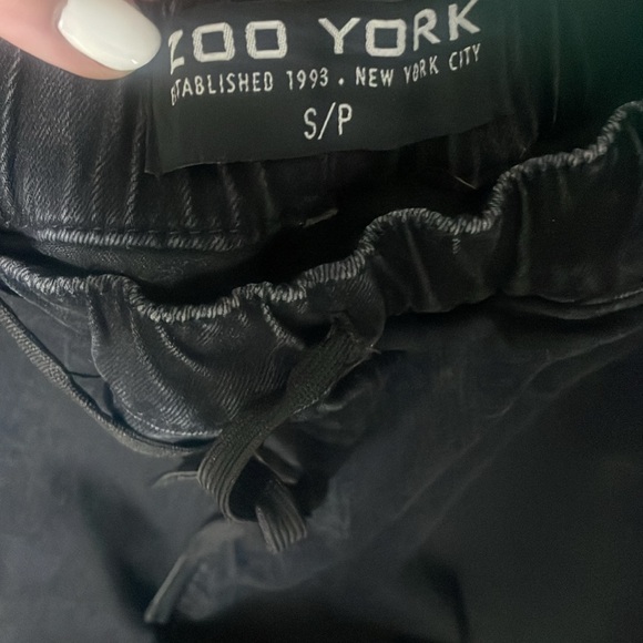 3/$15 Zoo York oversized high rise black jeans size small - Picture 3 of 5